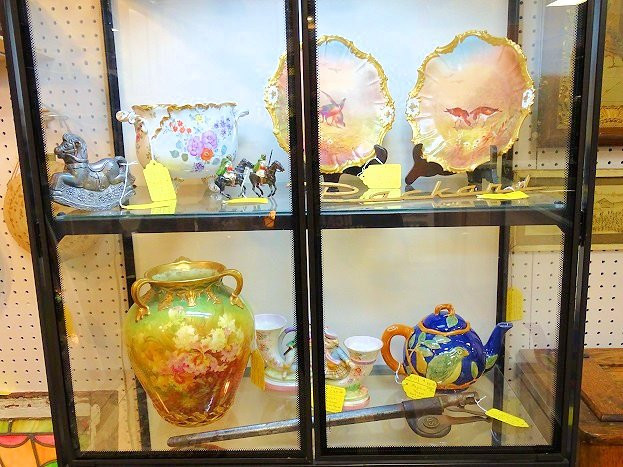 Williamsburg Antique Mall景点图片