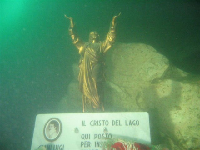 Cristo degli Abissi di Caldé景点图片