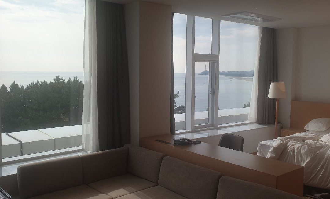 Naksan Beach Hotel主图