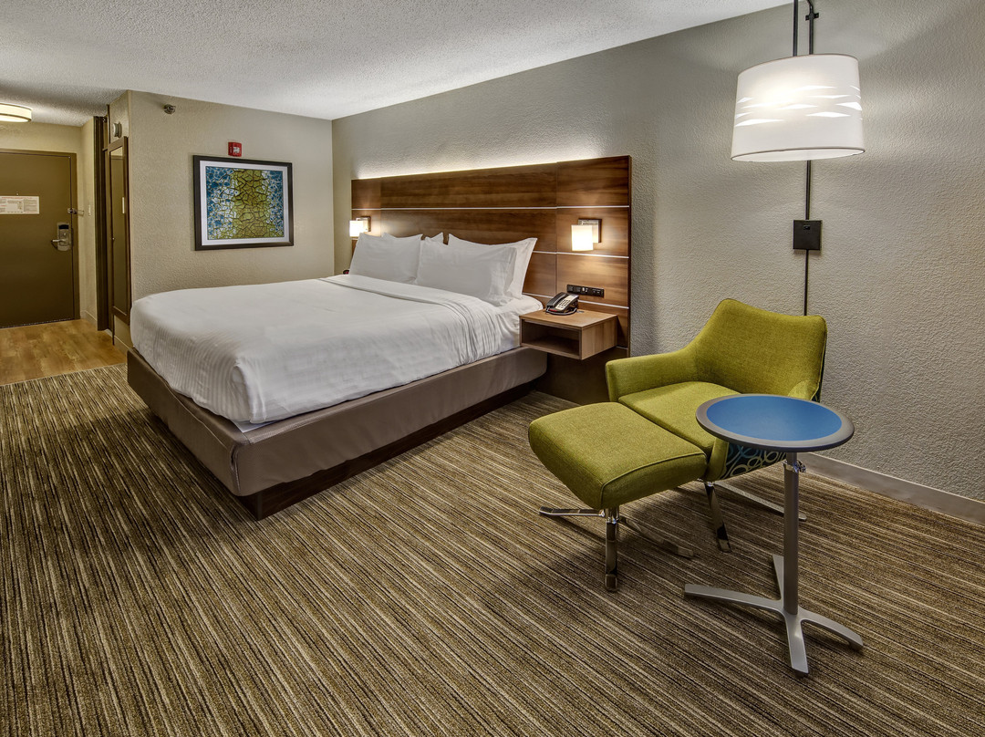 Holiday Inn Express Louisville Airport Expo Center By IHG主图