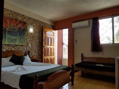 Hostal Raul Y Kathy-官方