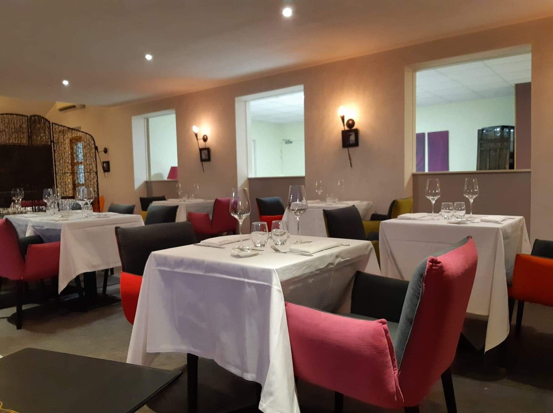 Les Quatre Salines Hotel Restaurant主图