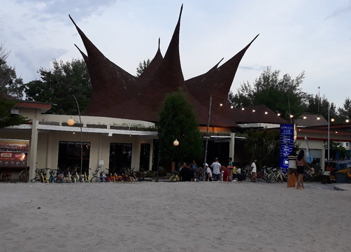 The Nine Club & KTV-玛琅必去景点