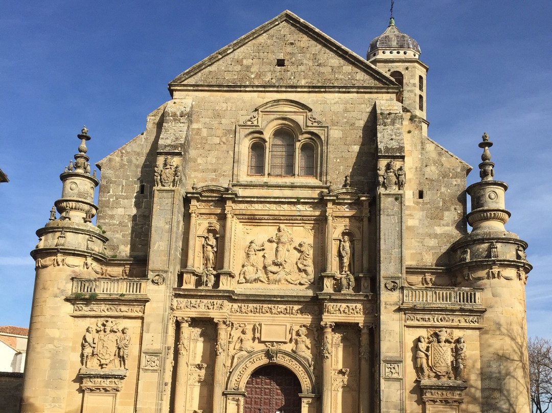 Plaza Vazquez de Molina-乌维达必去景点
