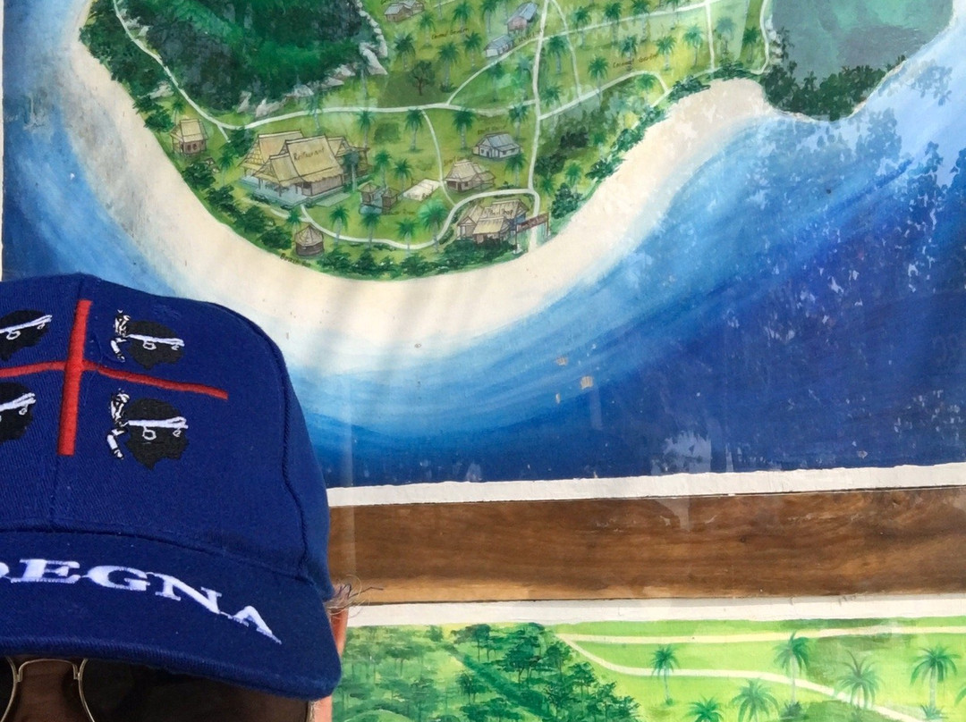 Rang Yai Island主图