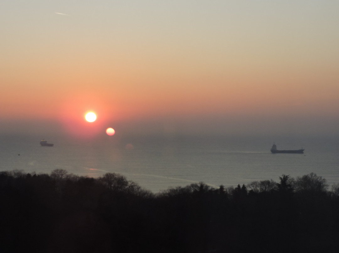 格兰迪米亚特酒店主图