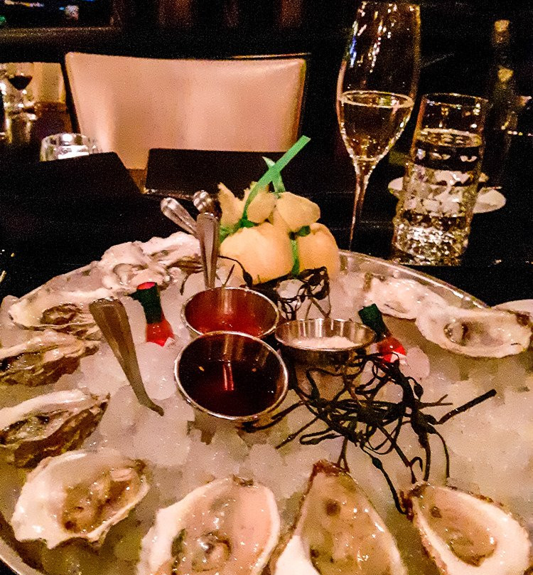 Modern Oysterbar Chophouse
