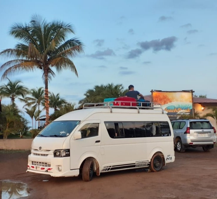 BEACH BREAK SHUTTLE景点图片