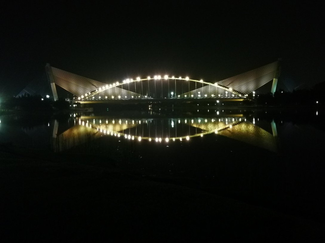 Seri Saujana Bridge-太子城必去景点