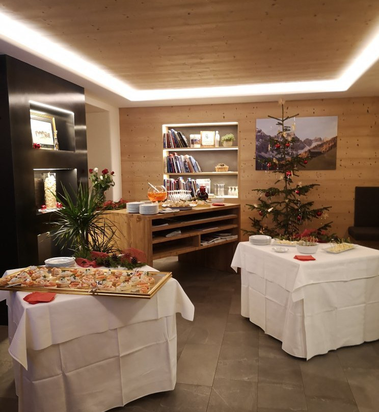 Berghotel Sanvi主图