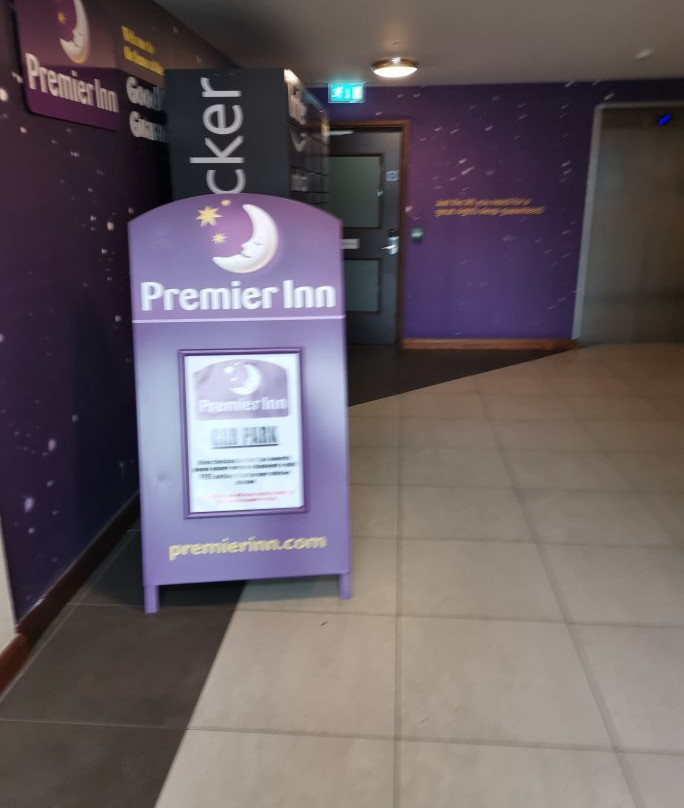 Premier Inn Trowbridge hotel主图