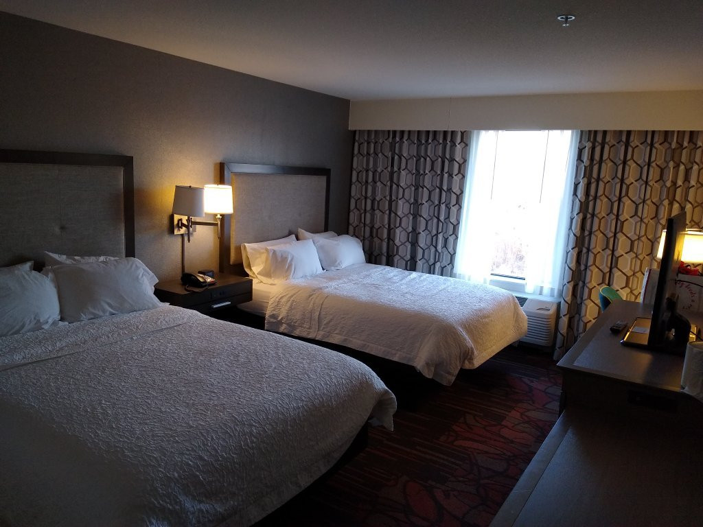 Hampton Inn & Suites St. Louis/Alton主图