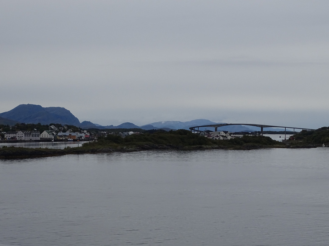 Brønnøysundbrua景点图片
