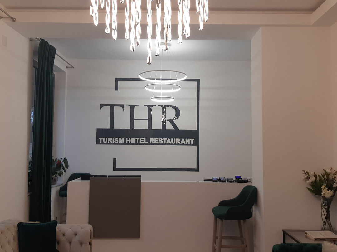 Thr Center主图