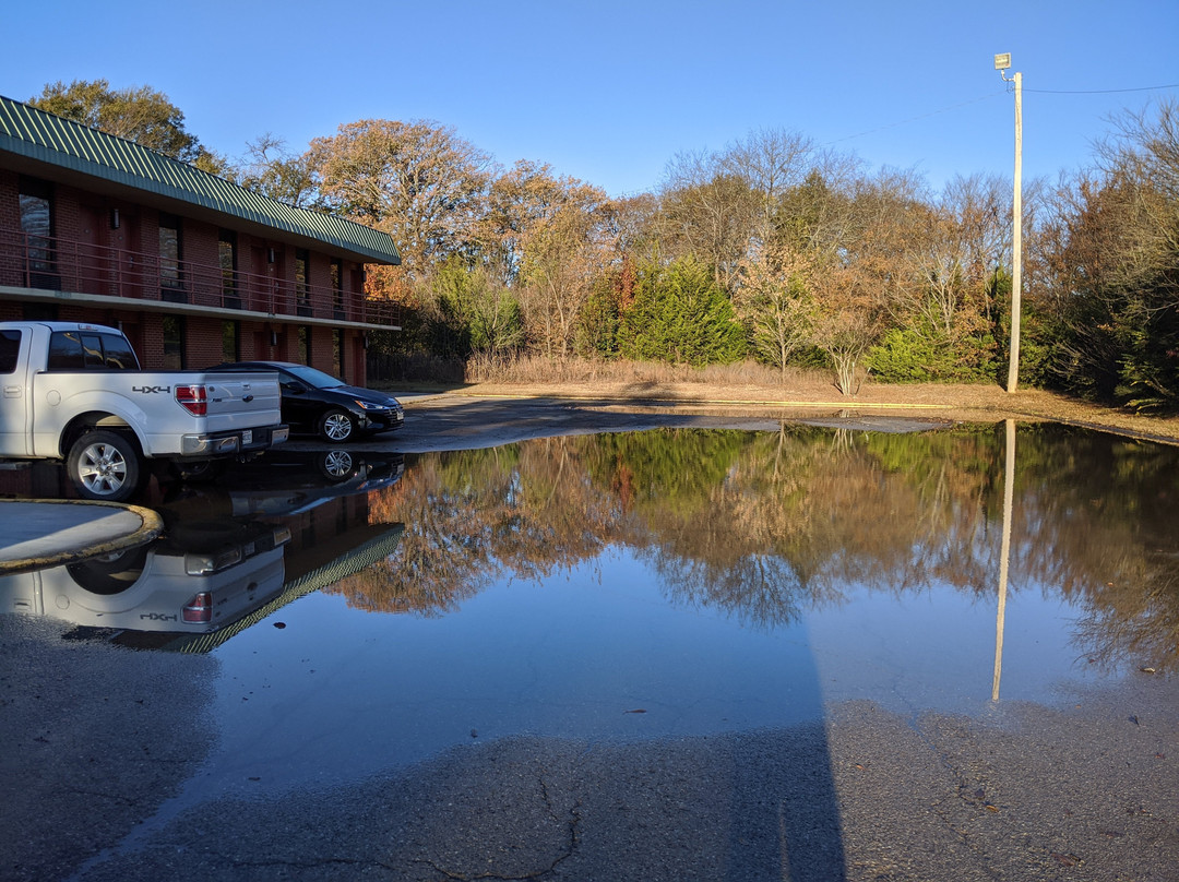 Super 8 by Wyndham Atoka主图