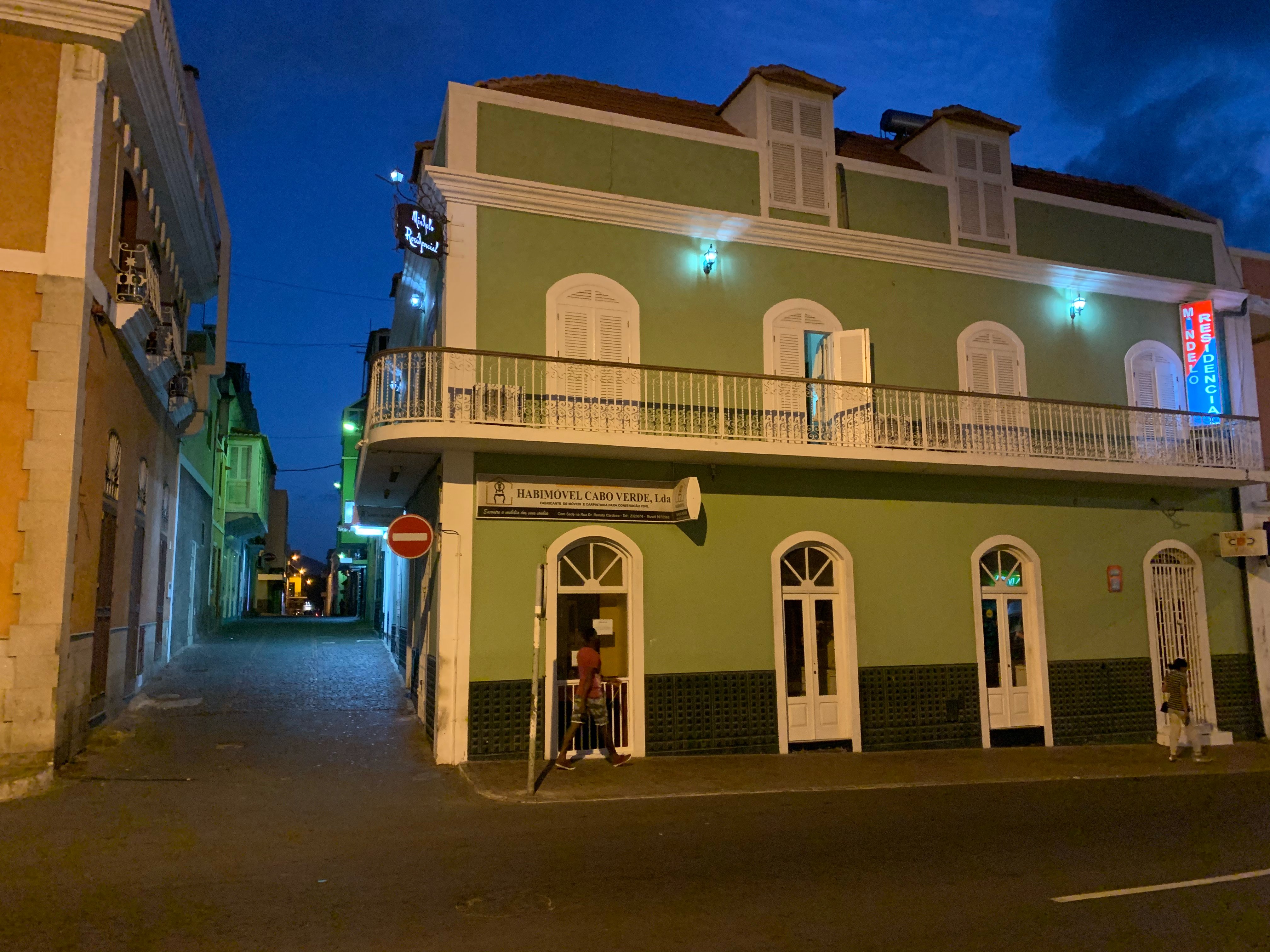 Mindelo Residencial-浴室