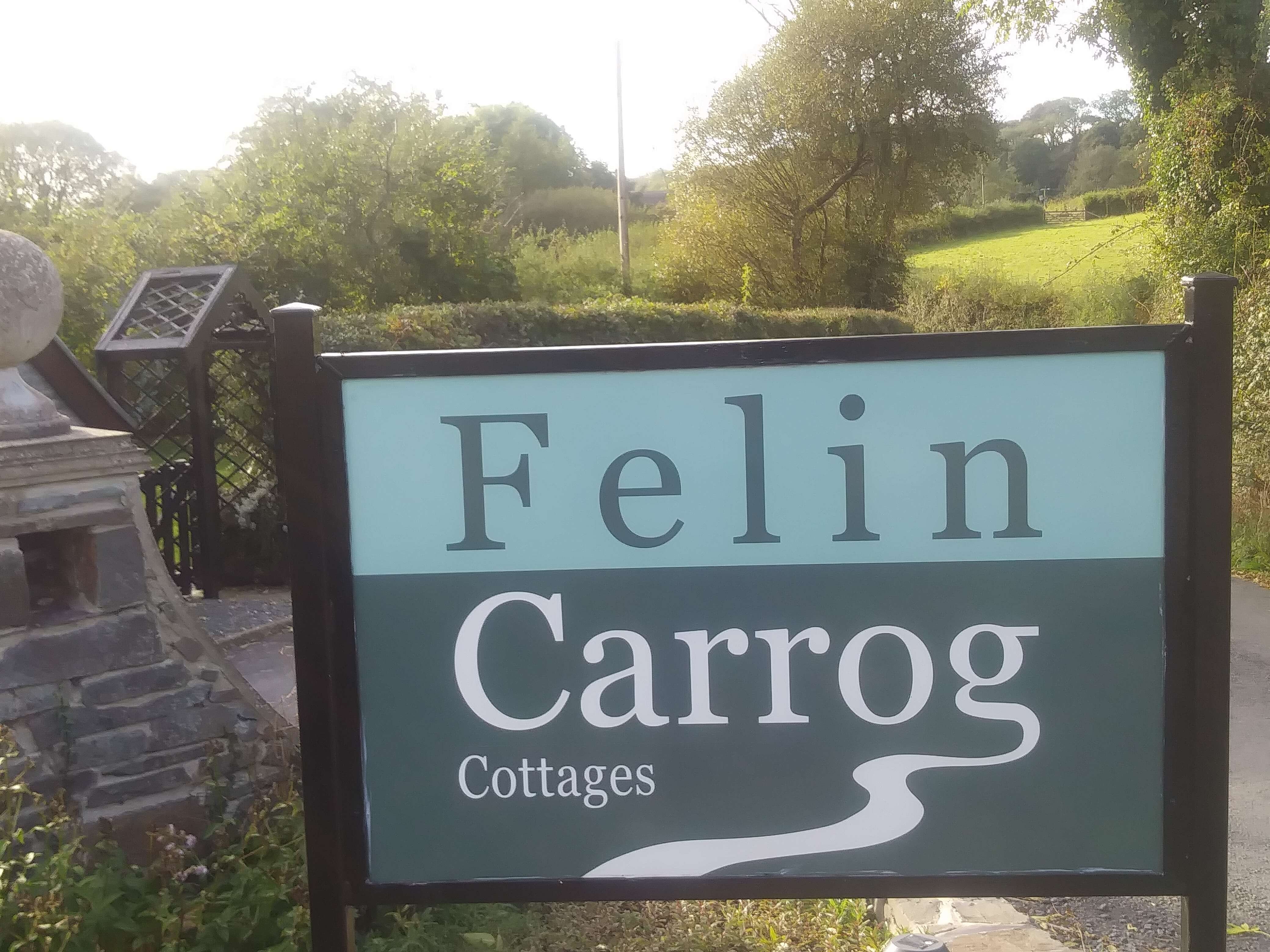 Felin Carrog Cottages-官方