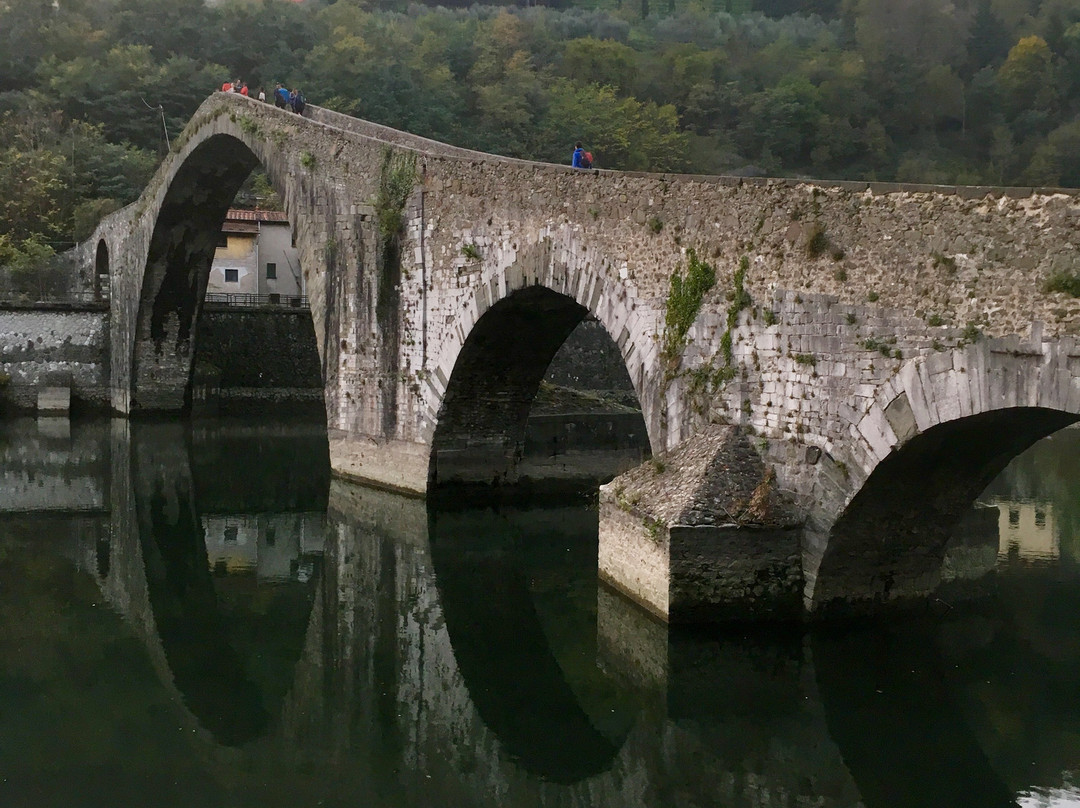 Ponte della Maddalena (detto Ponte del Diavolo)景点图片