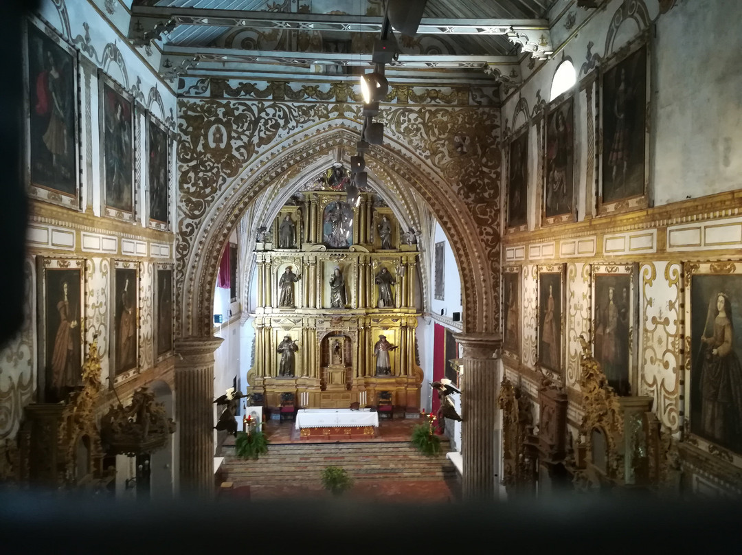 Convento de Santa Clara-卡莫纳必去景点