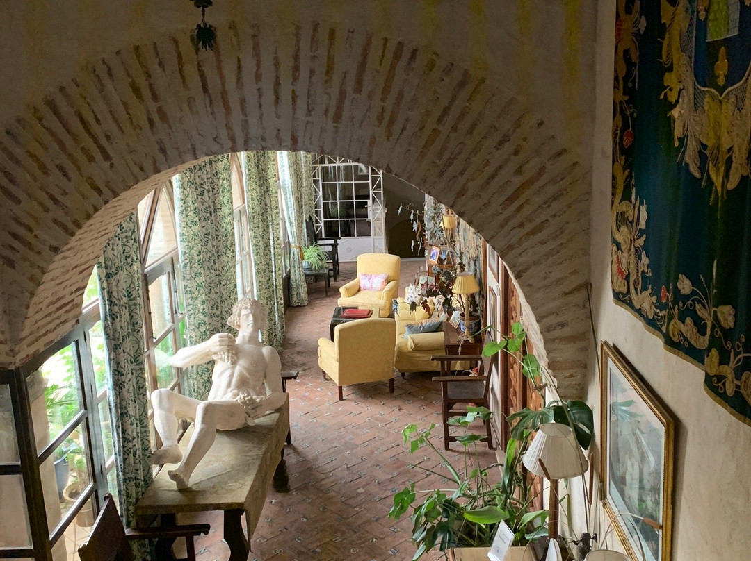 El Palacio De San Benito主图