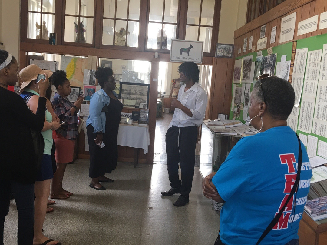 Miss Lou Heritage Group & Tours-纳奇兹必去景点