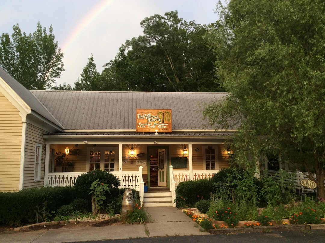 The Willows Pottery-海伦必去景点