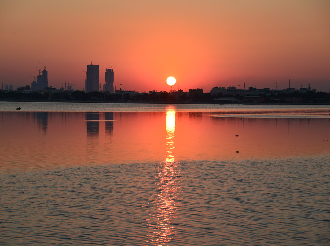 Dohat Arad Lagoon-穆哈瑞克必去景点
