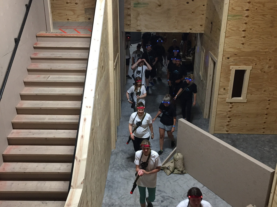 De Pere旅游景点-Urban Battlefield LLC