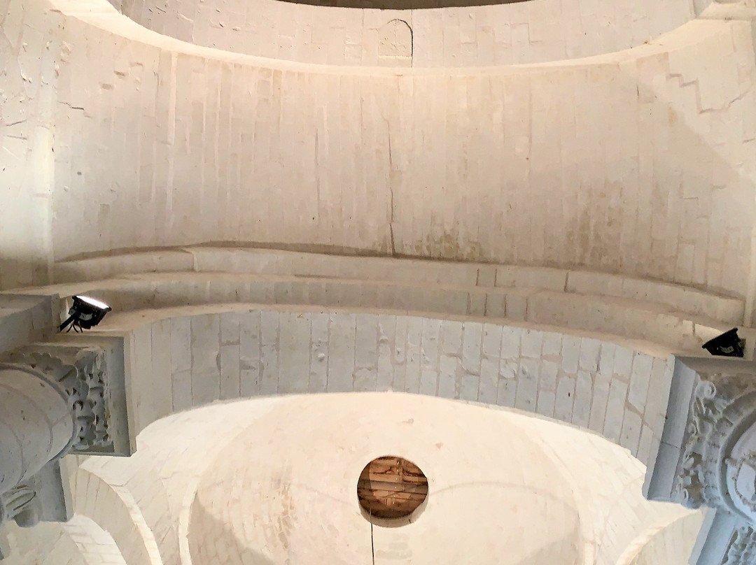 Eglise Saint-Saturnin-Chouppes必去景点