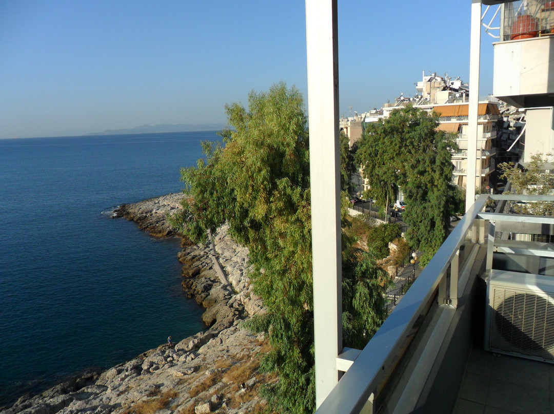 Scorpios Hotel主图