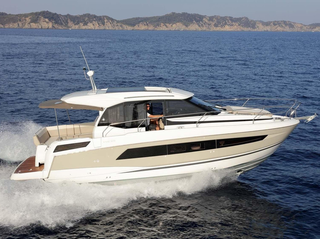 Latchi Charters-帕福斯必去景点