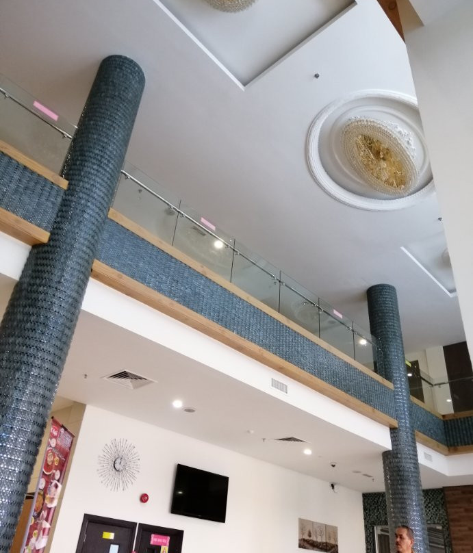 布达丹白金酒店主图