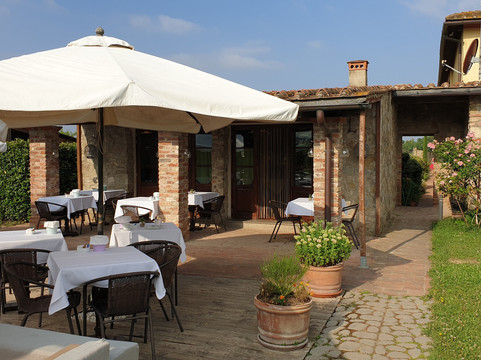 里肯帕内酒店主图