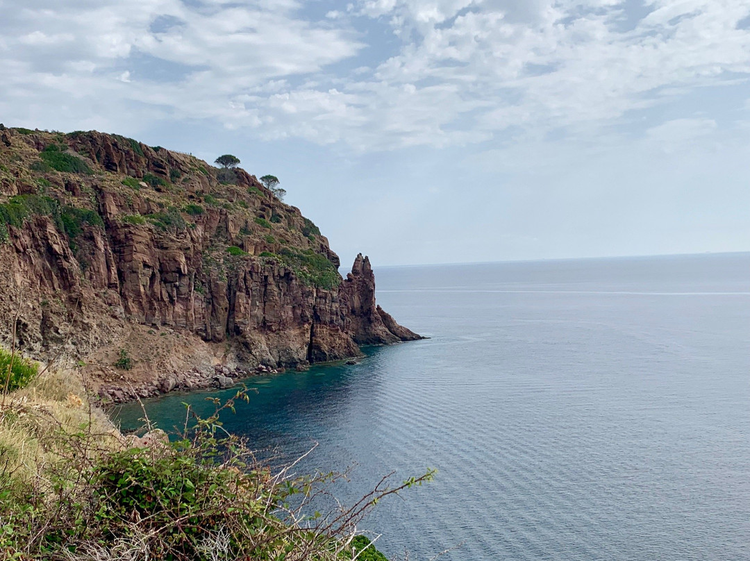 Cala dello Zurletto-Capraia Isola必去景点