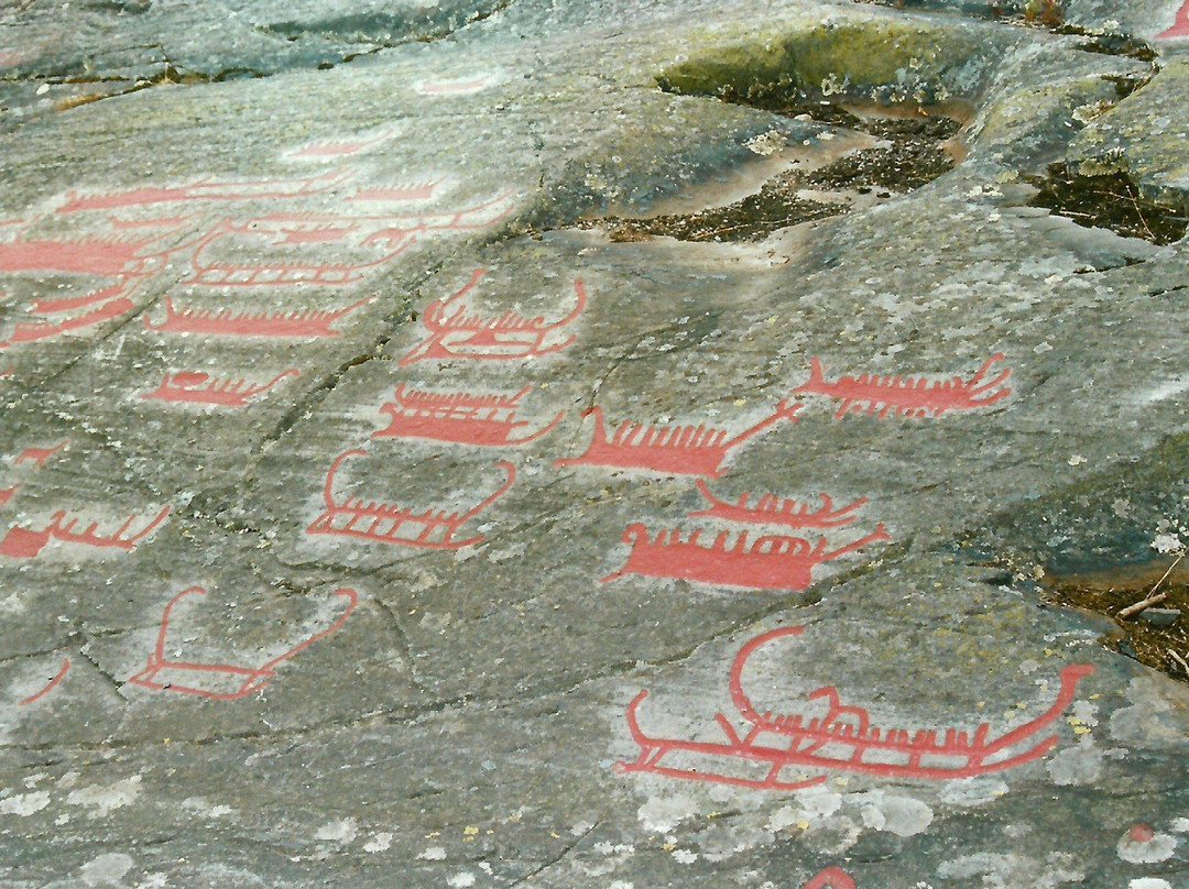 Himmelstalund rock carvings-诺尔雪平必去景点