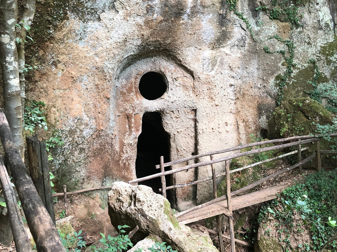 Romitori di Ischia di Castro-Ischia di Castro必去景点