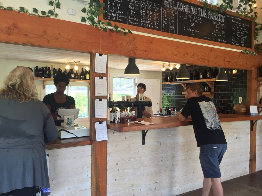 The Bricker Cider Company-Sechelt必去景点