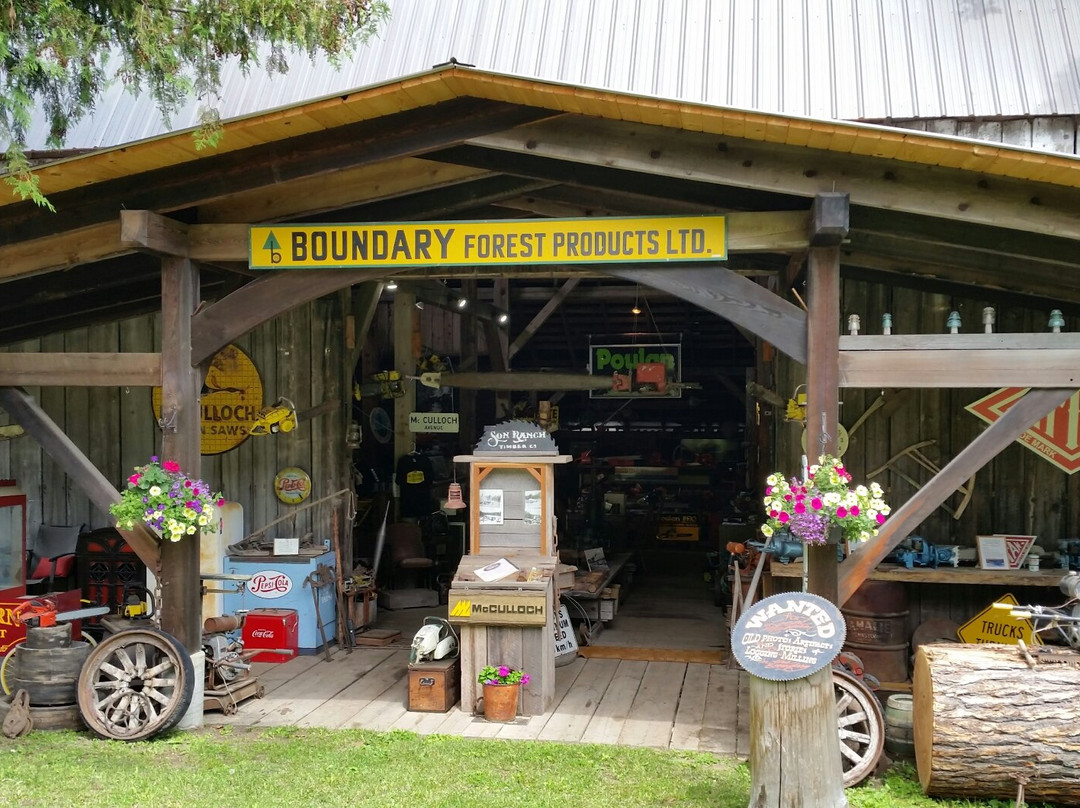 Son Ranch Timber Co景点图片