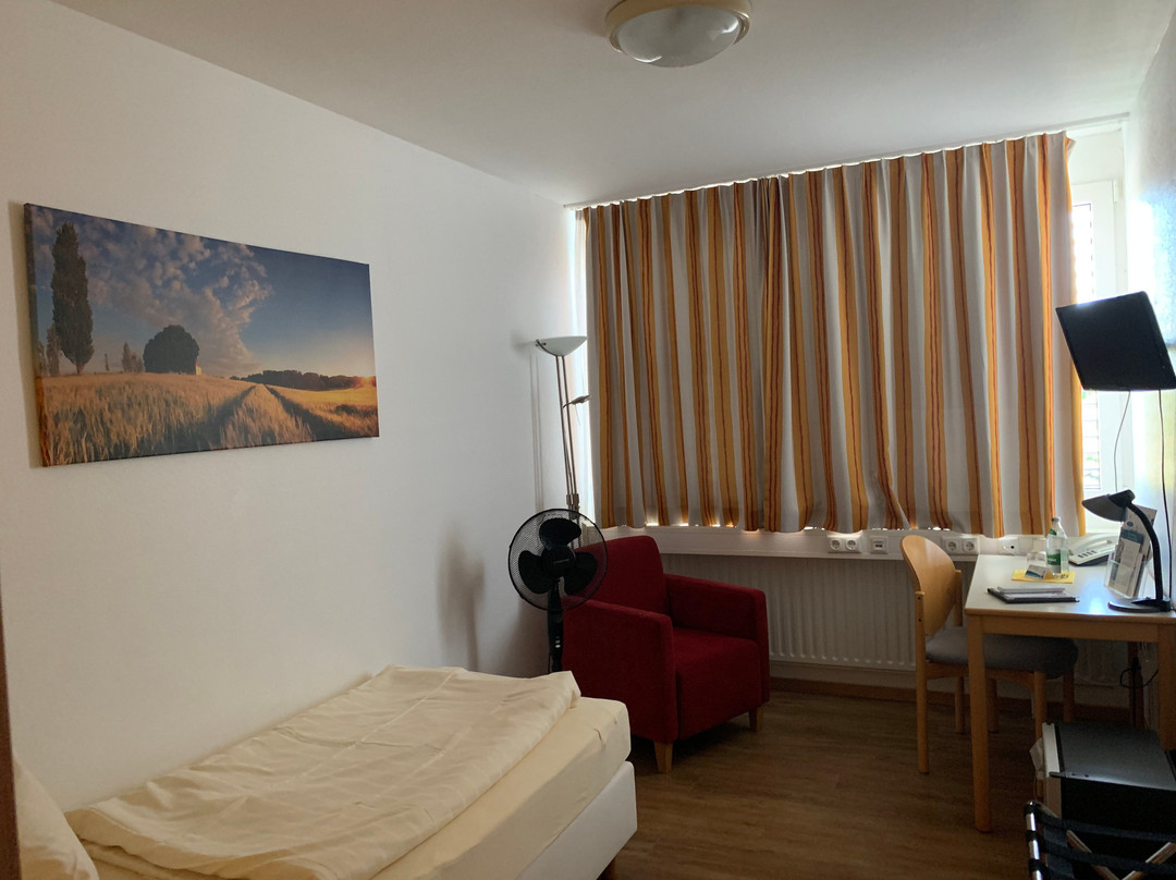 Heinrich Pesch Hotel主图