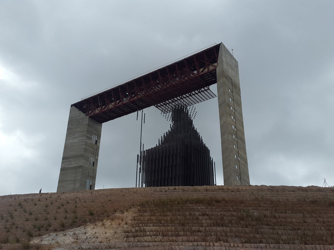 Monumento Manto de Maria Divina Pastora景点图片
