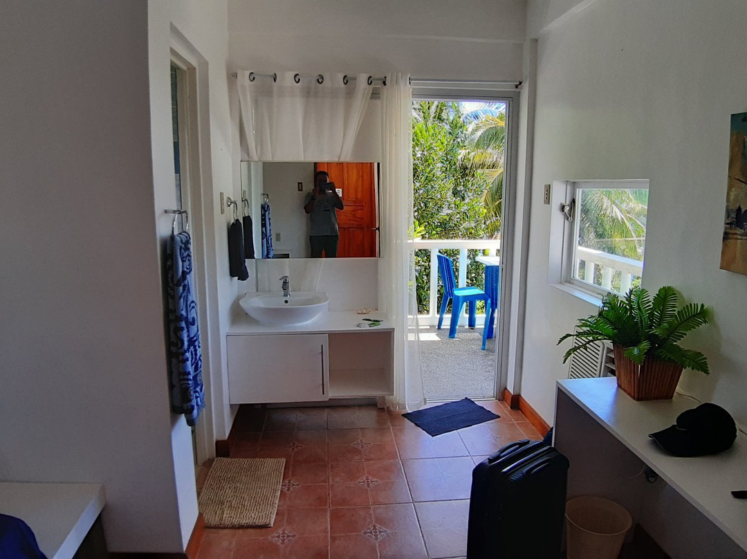 Alon Surf Stay主图