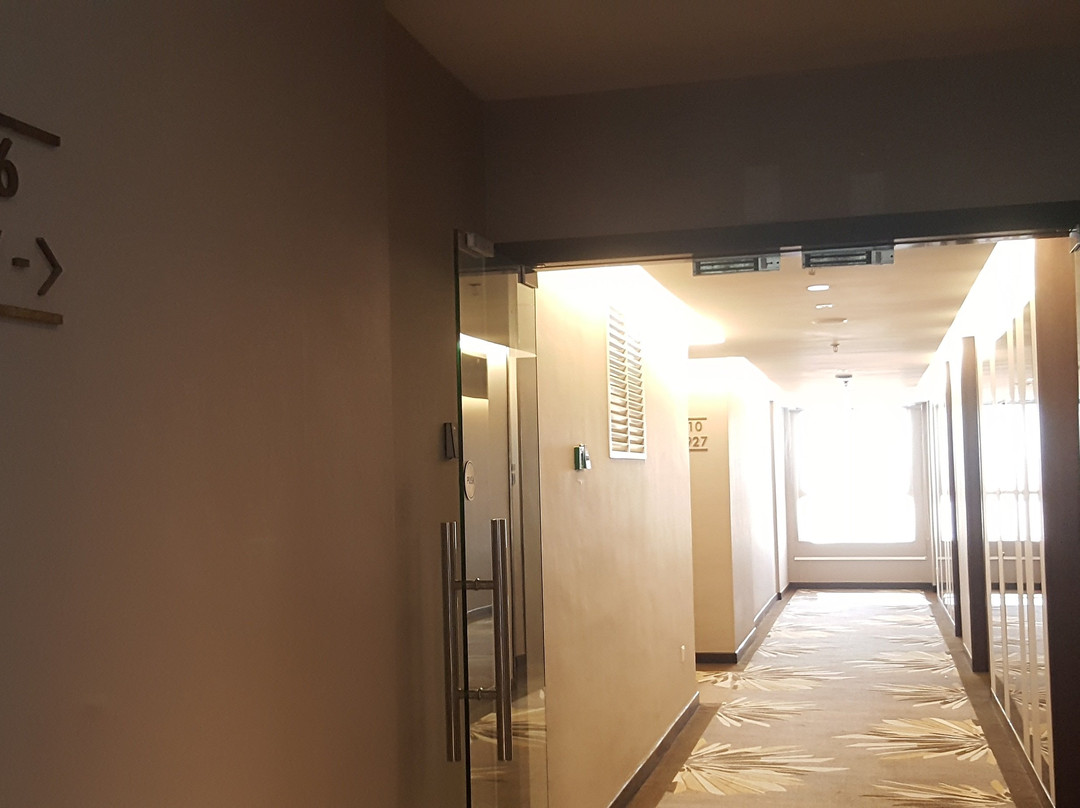 士乃宴宾雅酒店主图