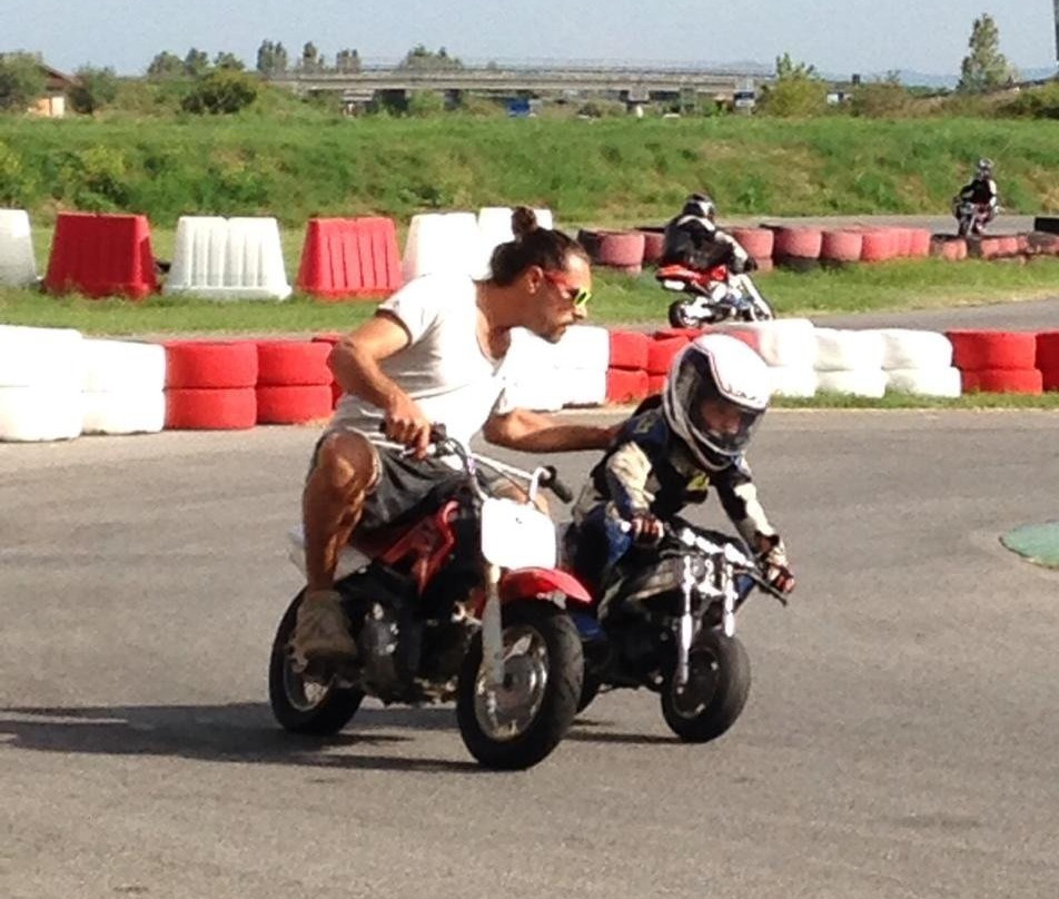 Circuito Kartodromo San Mauro Mare景点图片