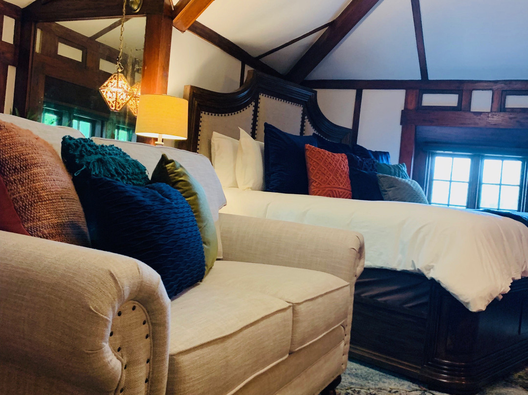 里昂双子大厦民宿温泉酒店主图