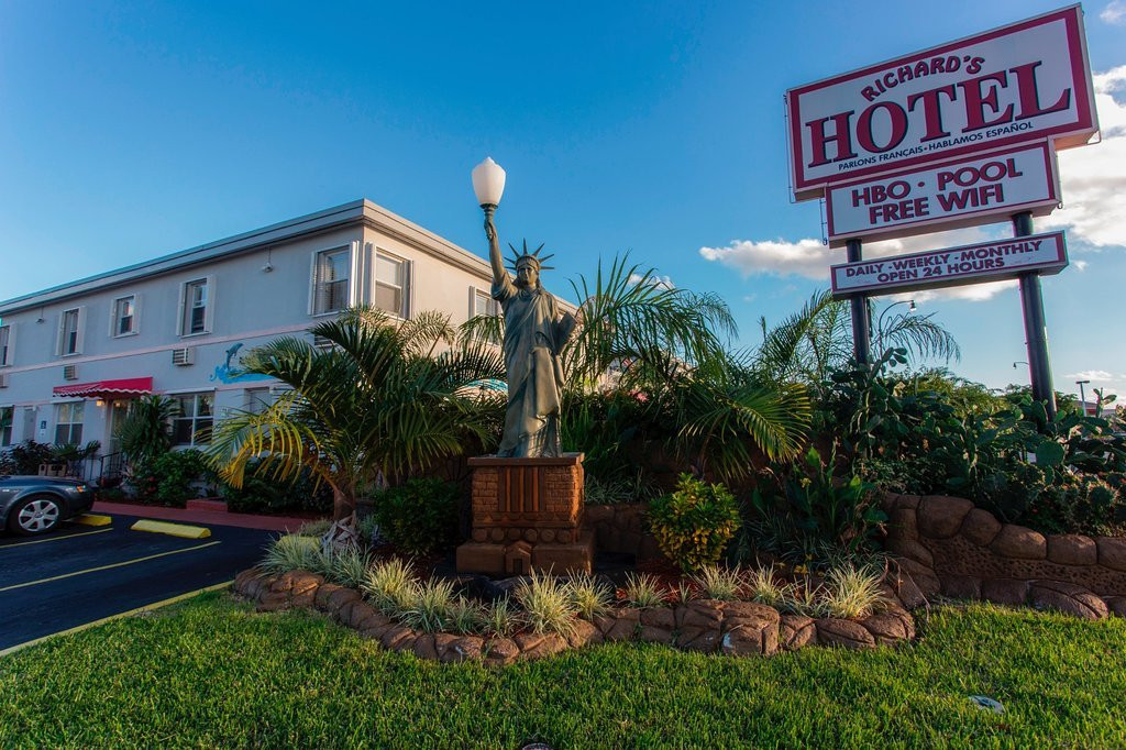 Richard's Hotel主图