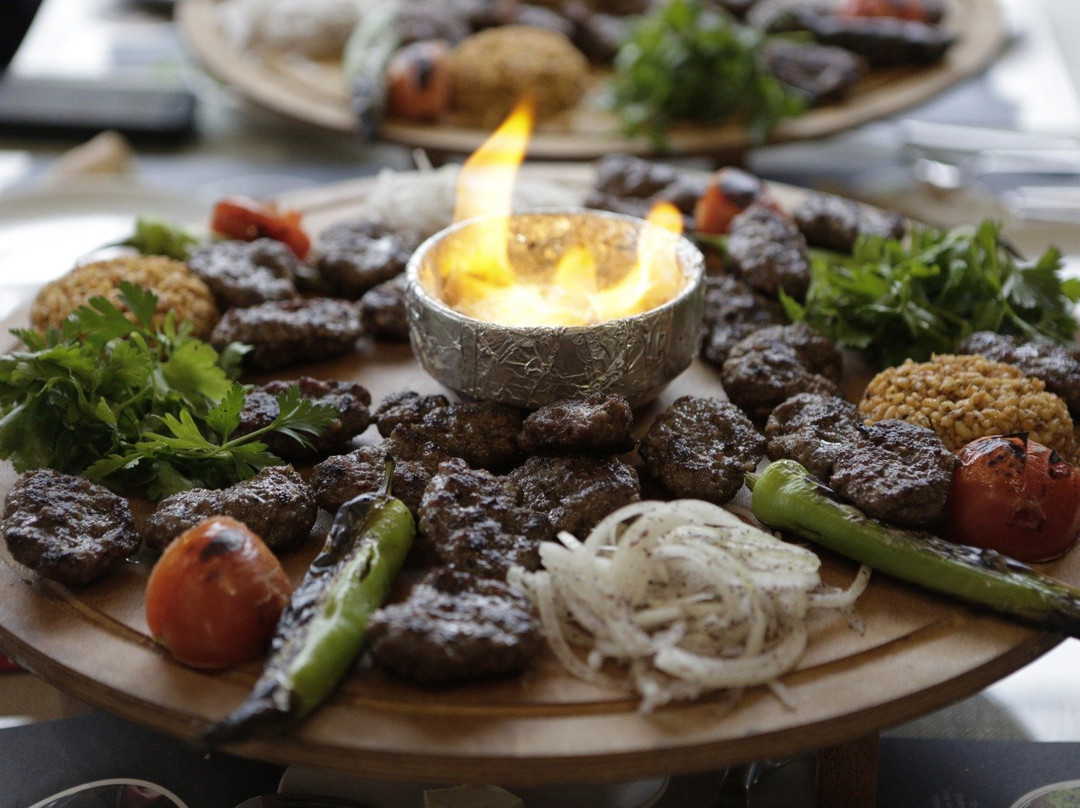 Cadir Kandira Sofrasi