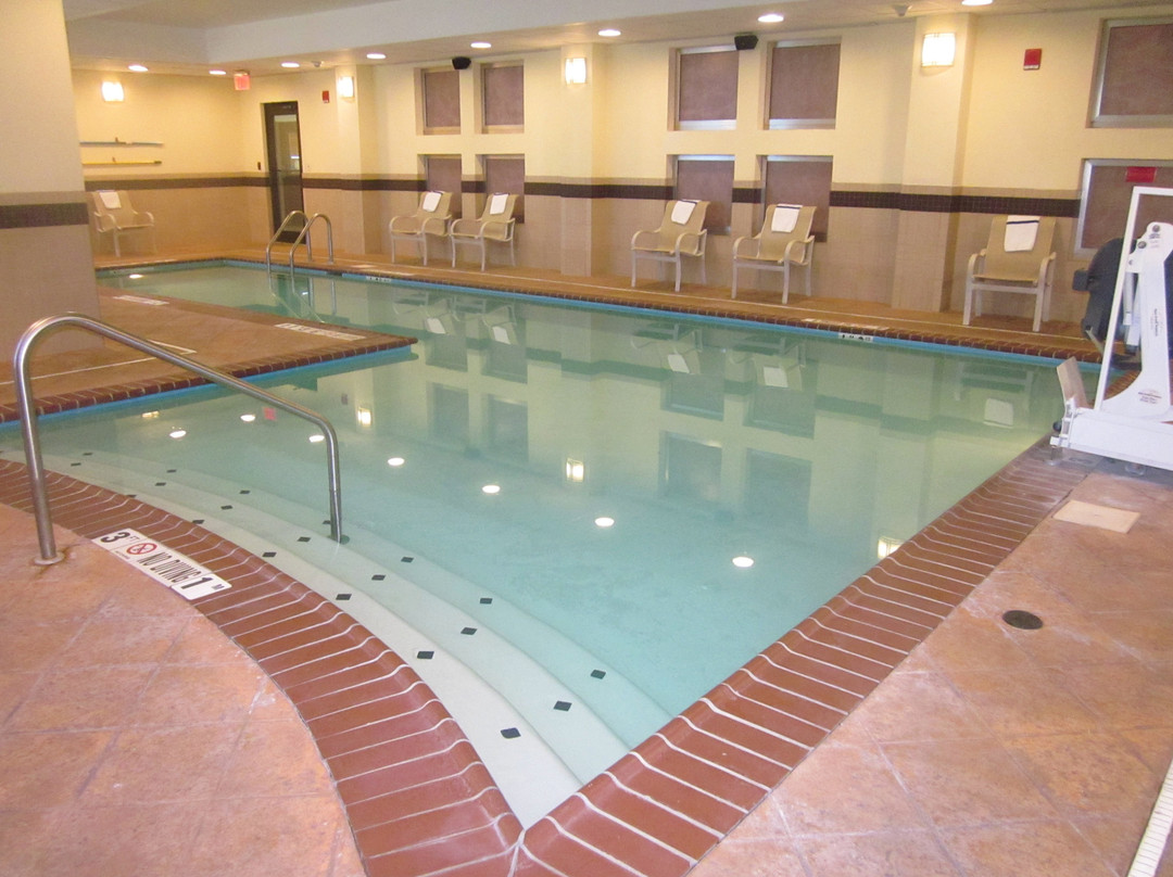 亚历山德里亚区纳什纳尔哈勃尔希尔顿恒庭旅馆&套房酒店主图