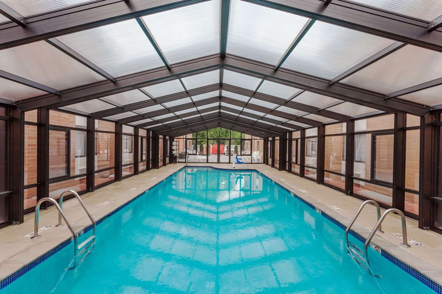 Comfort Inn & Suites Mundelein-vernon Hills-官方