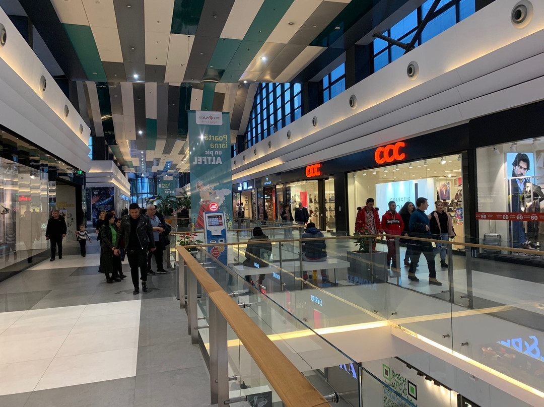 Sun Plaza Shopping Center-布加勒斯特必去景点