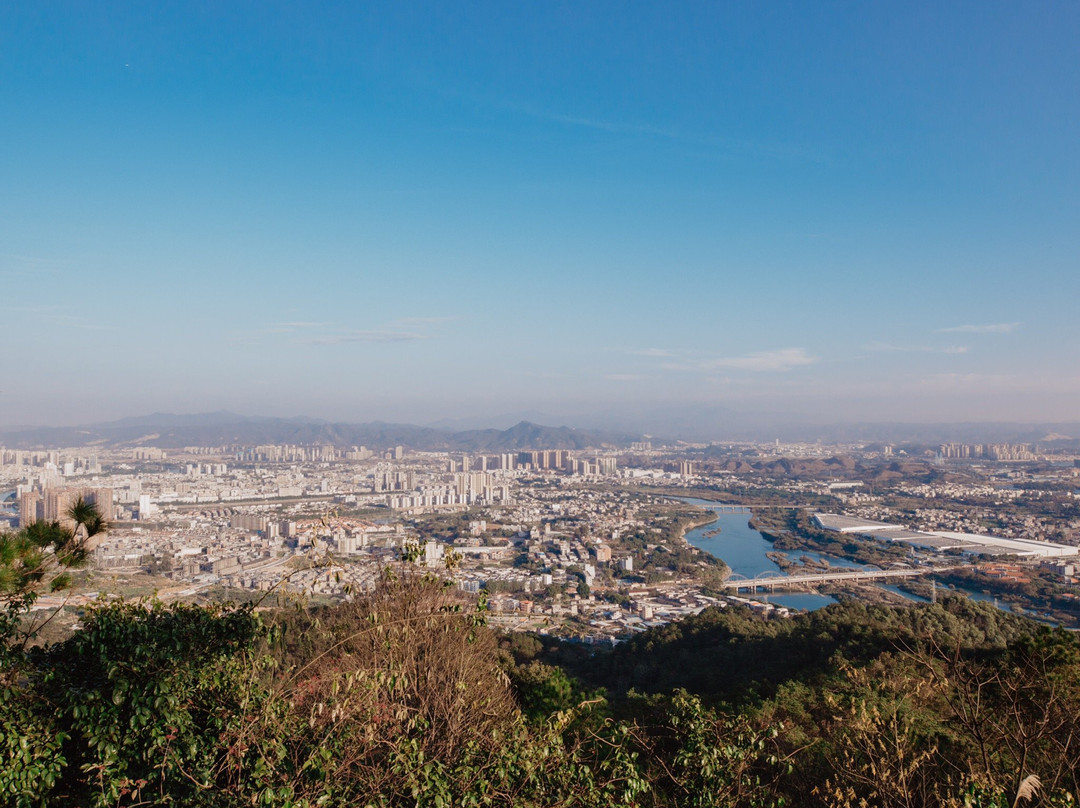 河源新丰江水库大坝-河源市必去景点